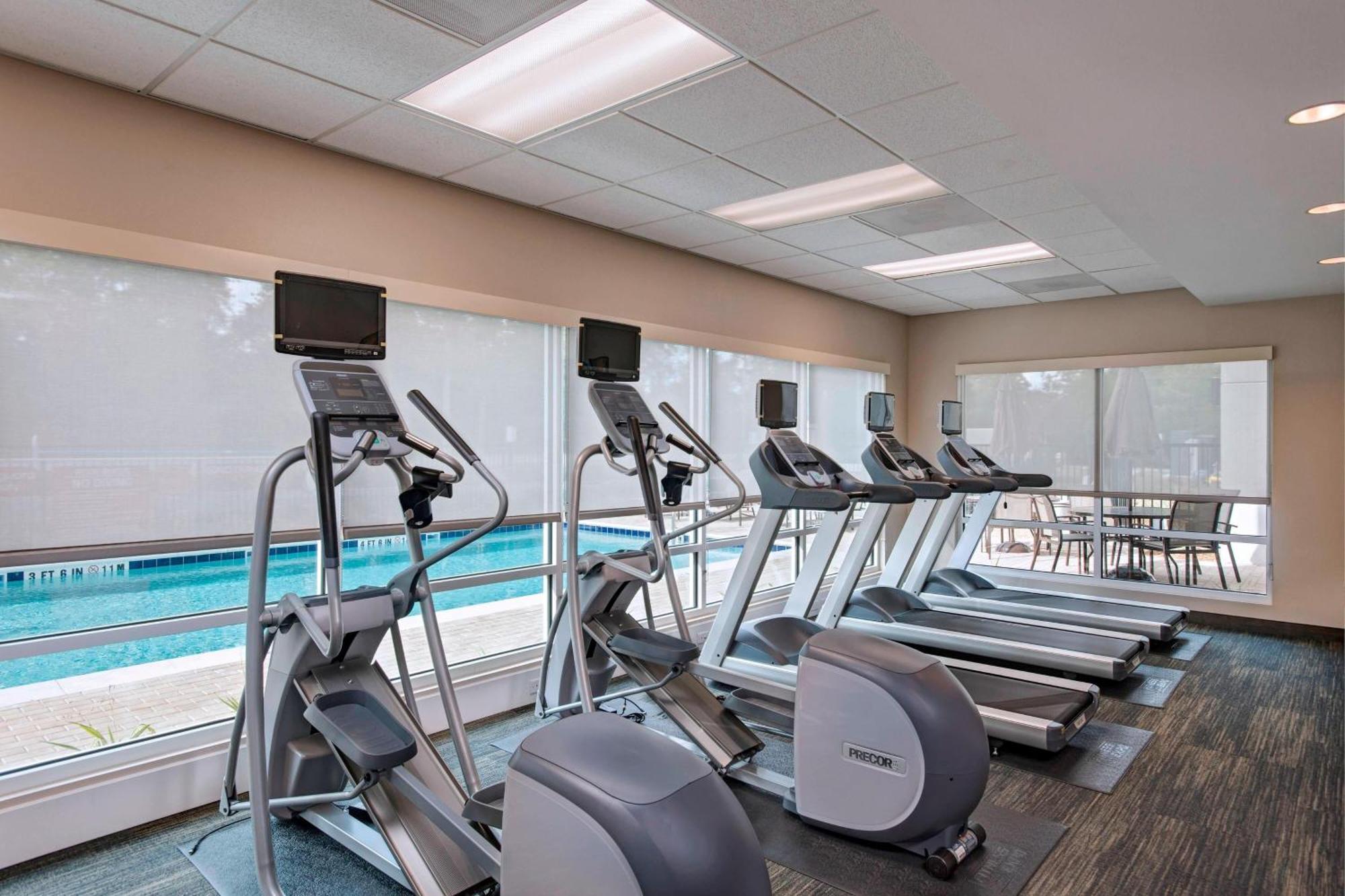 Towneplace Suites By Marriott Lakeland Bagian luar foto