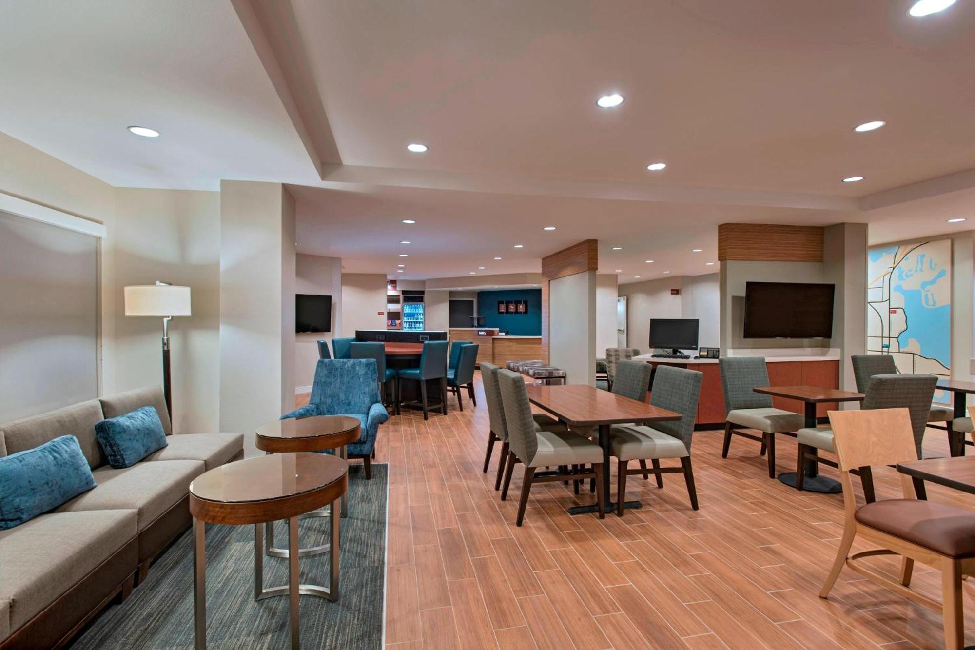 Towneplace Suites By Marriott Lakeland Bagian luar foto